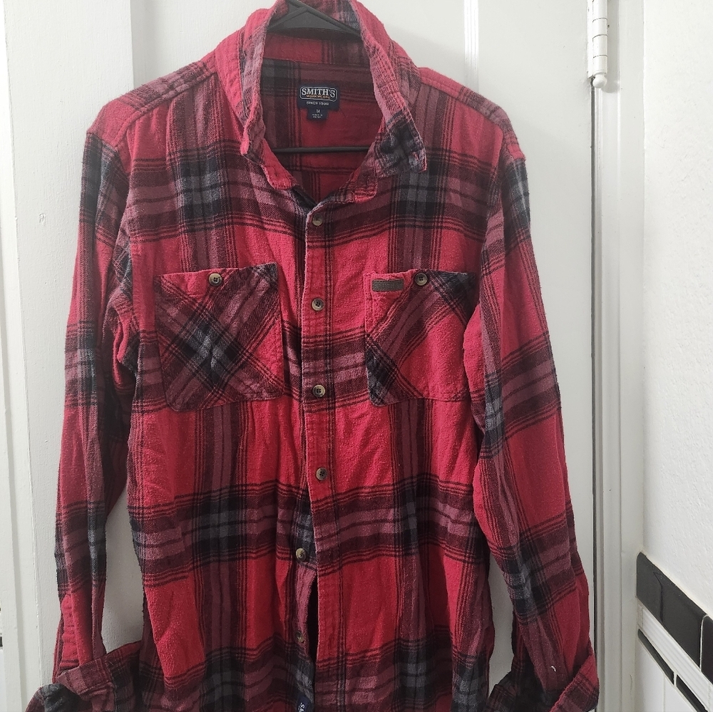 SMITH Red and Black Plaid Flannel Shirt